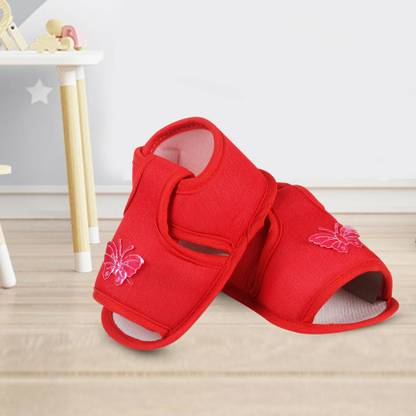 ASHISH TRADERS Booties