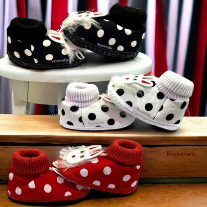 Reyonvally Magical Moment Whimsical Baby Booties for Special Occasions 3-9 Months Pack of 3 Booties