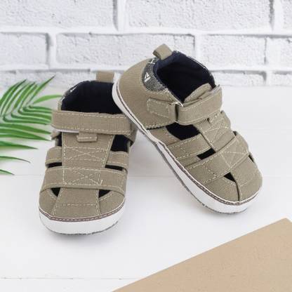 Baby Moo Green Velcro Booties Booties