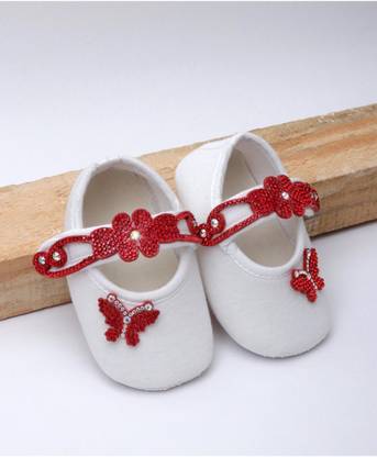 Daizy Daizy light weight booties with style for little feets_white-11 cms Booties