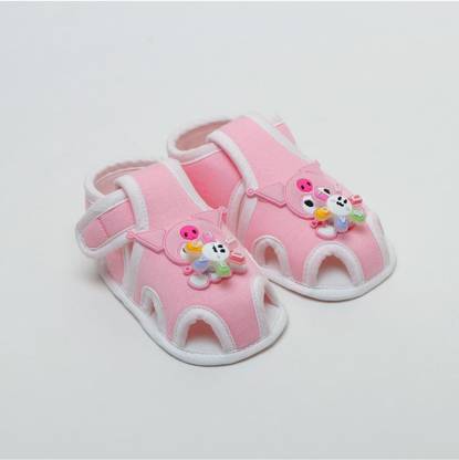 Daizy so cute cartoon sandels Booties