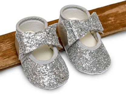 Daizy Daizy stylish shimmer booties for party wear Booties