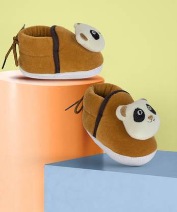Neska Moda 6 To 12 Months Cotton and Fur Teddy Bear Face Baby Booties