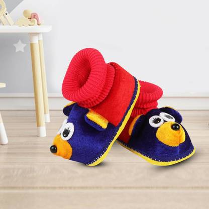 ASHISH TRADERS Booties