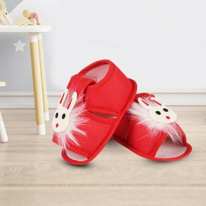 ASHISH TRADERS Booties