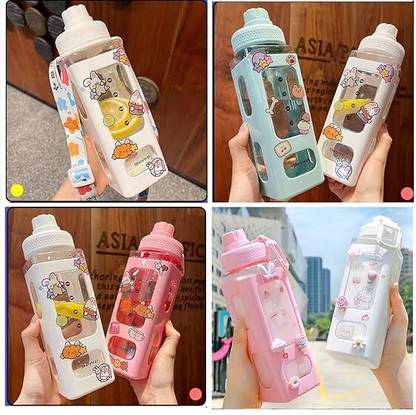 SeaRegal Large Kawaii Water Bottle With Straw 700 ml Spray Bottle
