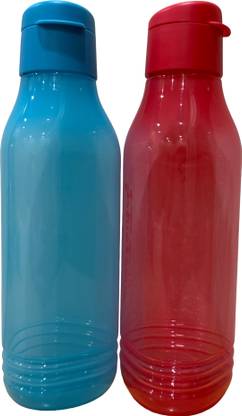 TUPPERWARE Triangle bottle 750 ml Plastic Bottle