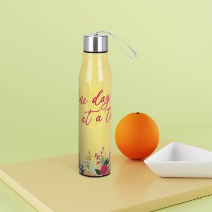 Living Scapes by Pantaloons Peach Bottel 750 ml Bottle