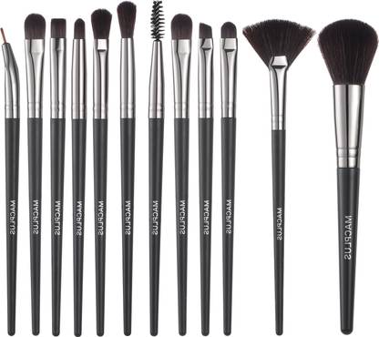 NAKED PLUS Professional Make-Up Brushes