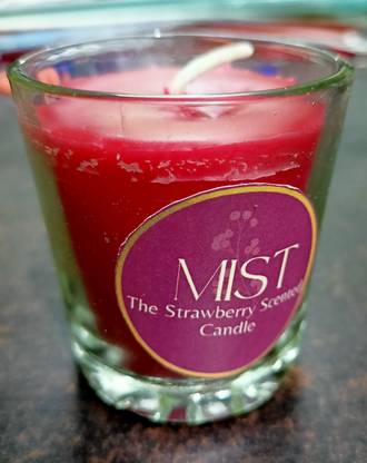 Mist Strawberry Scented Candle