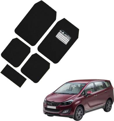 INSURE AUTOMOTIVE PVC Standard Mat For  Mahindra Marazzo