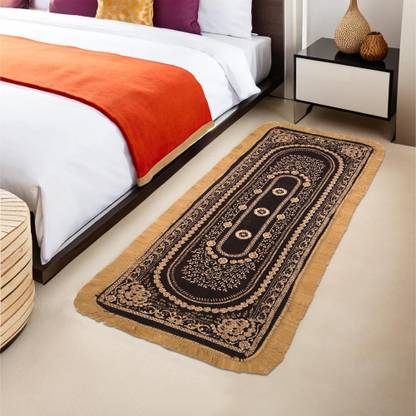 KUBER INDUSTRIES Gold, Brown Velvet Runner