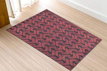 Obeetee Red Polyester Area Rug