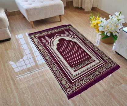 Raas Maroon Chenille Carpet