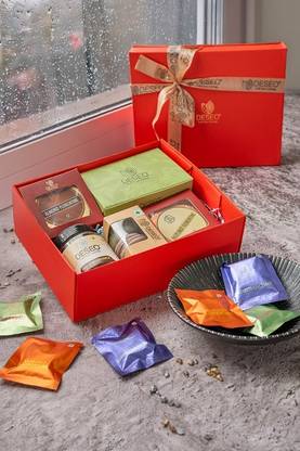 Deseo HAMPER BOX 450 GMS Bites