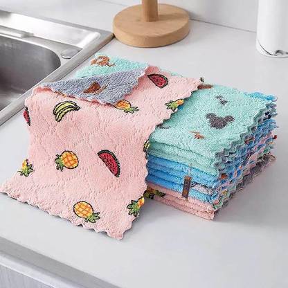 CLUZE Dry Microfiber Cleaning Cloth