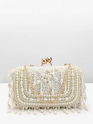 Fabbhue Party Cream  Clutch