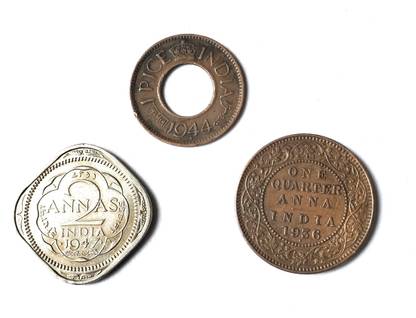 Zewelery India 3 coins years will change Annas, pice, Rani Sikka Medieval Coin Collection