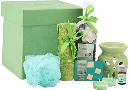 BodyHerbals Jasmine Soap Spa Set � Divine Bath & Body Care Kit (Jasmine Bathing Bar 100gms, Face Terry Towel, Aroma Diffuser, Jasmine Potpourri, Bath Puff, 2 Tea Lites) Skin Care Set & Kits