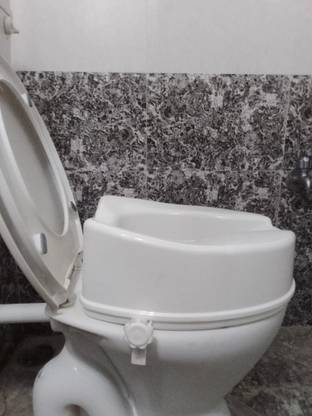 ARAMBHA Commode Chair