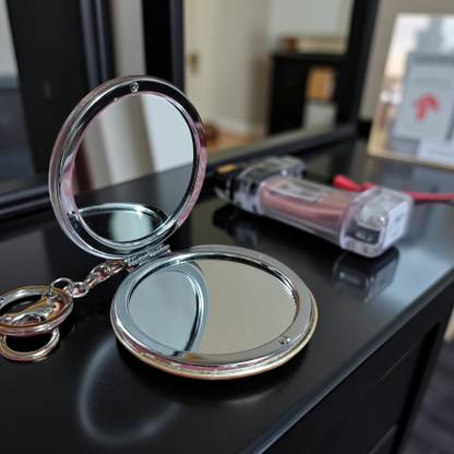 Nikki Bella Original Korean Beautiful art design with glitter back key rings makeup mirror