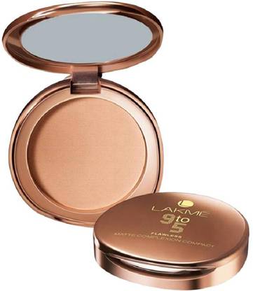 Lakmé 9to5 Powerplay Matte Compact,Control Formula, With Vitamin E Compact