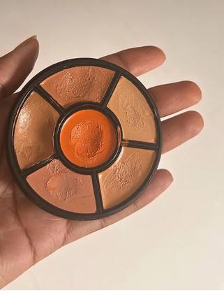THTC Lightweight, Multi-Palette, Contouring palette  Concealer