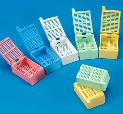 IQI MEDIUM SIZE EMBEDDING CUPS Blank Cover Slip
