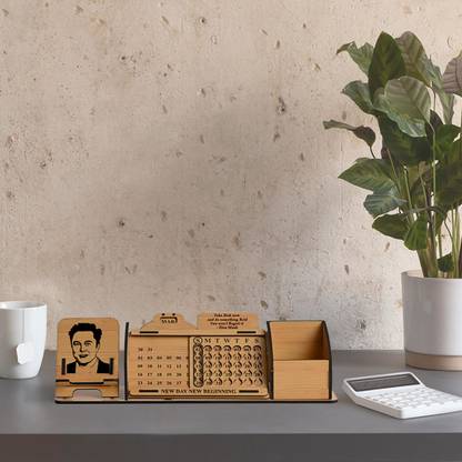 GKD 1 Compartments Wooden Desk Calendar Lifetime Perpetual Calendar 2023 with Mobile & Pen Stand Elon Musk