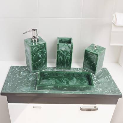 Treasure Hunt Polyresin Bathroom Set