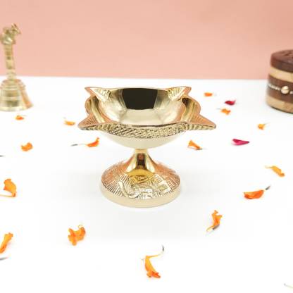Flipkart SmartBuy Pure Brass 4 face Diya | akhand Diya | Oil Lamp for all Festivals & Pooja's Brass Table Diya