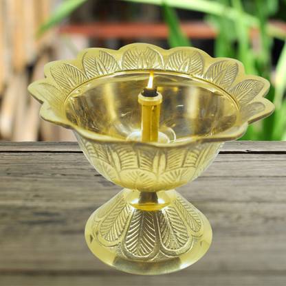 Real Craft Devdas Akhand Dia – A Symbol of Devotion Brass Table Diya