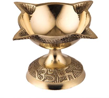 DOKCHAN Designer Brass charmukhi Pooja Oil 5.5cm Diya for Diwali Pooja Daily Puja Brass Table Diya