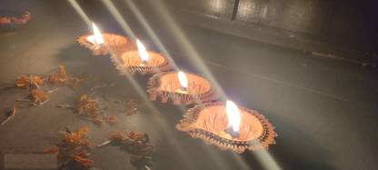 JINDAAL International Clay Diya for Diwali and Pooja Terracotta (Pack of 4) Table Diya