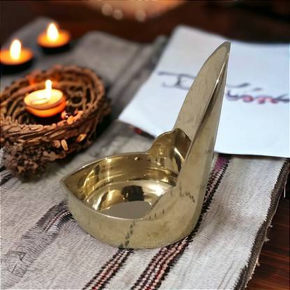 आशा एनचेंट डेकॉर Kapoor Aarti Deepak with Handle Deep/Oil Lamp/Pooja Item Temple Decoration पीतल टेबल दीया