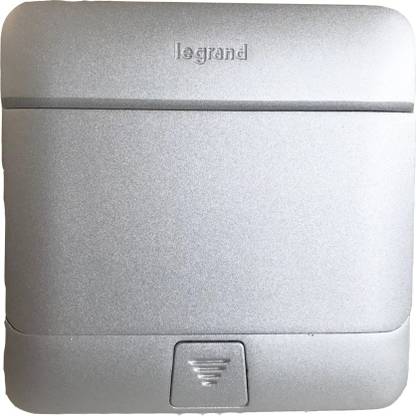 Legrand 3M Popup Box 16 A Three Pin Socket