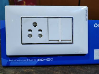 KOLORS 002 10 A Five Pin Socket