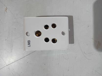 fmb 327 12 A Three Pin Socket