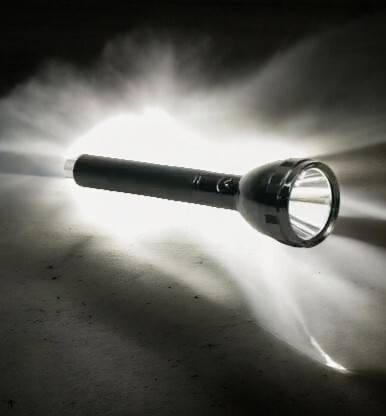 ShopGlobal 1000meter emergency torch light Rechargeable-335 6 hrs Torch Emergency Light