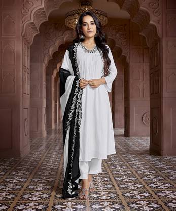Divastri Women Kurta Pant Dupatta Set