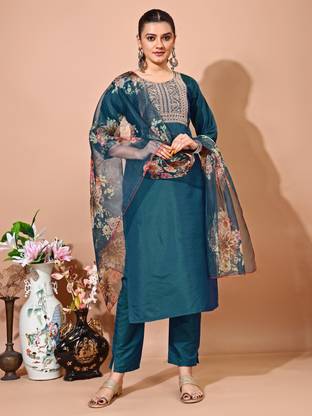 AYUKTA INTERNATIONAL Women Kurti Pant Dupatta Set