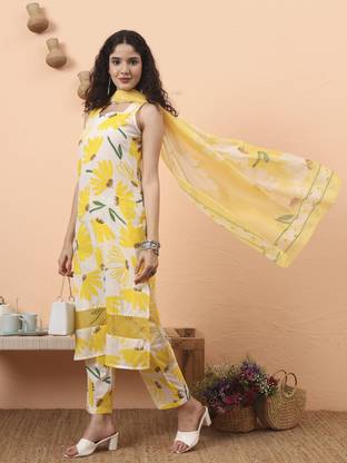 Yufta Women Kurta Pant Dupatta Set