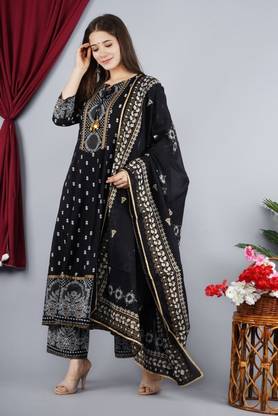 Women Kurta, Pyjama & Dupatta Set