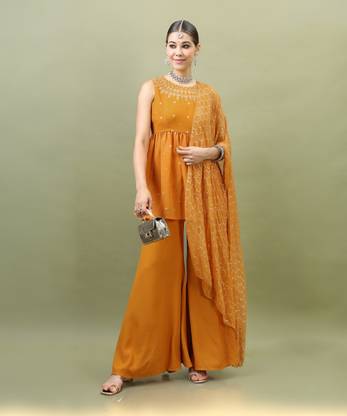 Vishudh Women Kurta Palazzo Set