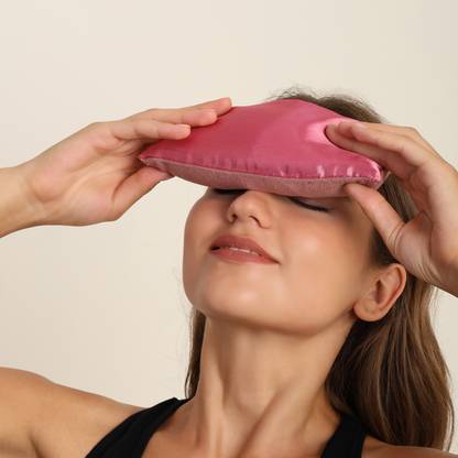 Oscar Home Triangle Shape Eye Pillow Ideal for Rest,Meditation&Comfortable Self Care (Pink)