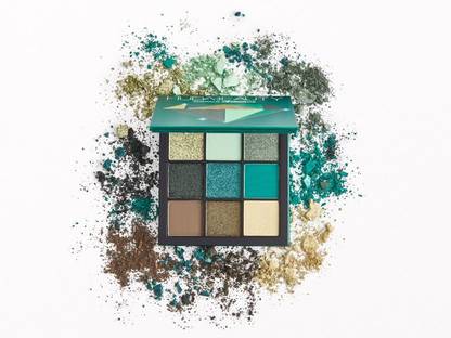 BLUEMERMAID Highly Pigmented Green Eyeshadow Palette Matte Shimmer 9 Color 9 g