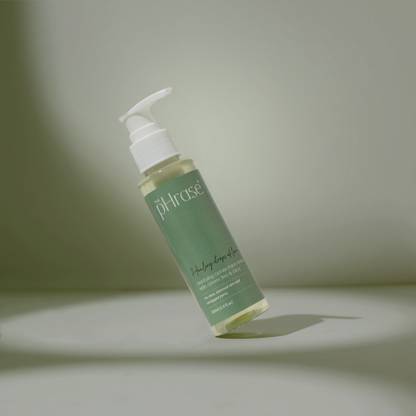 the pHrase Clarifying Gentle  for acne & acne marks with Green Tea,Cica, Salicylic Face Wash