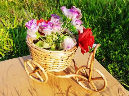 Das Departmental Store Rikshaw-Cart Shape Flower Vase made from Bamboo, Rattan, Cane Flower Basket