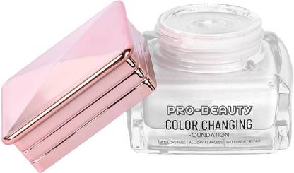 TRENDEE HUDA Color changing waterproof foundation with satin finish. Foundation