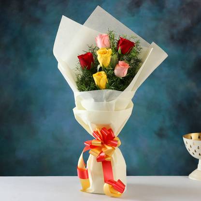 FNP Fresh Red Roses Bouquets